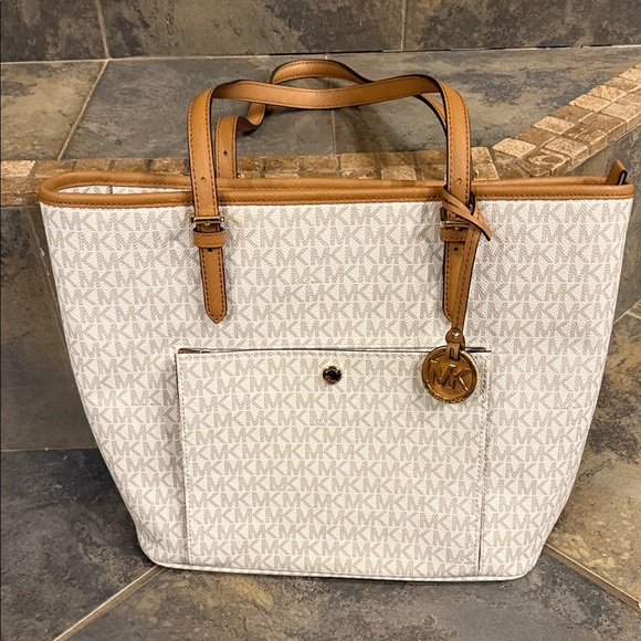 MICHAEL Michael Kors Cream and Tan Tote Set - Picture 9 of 13